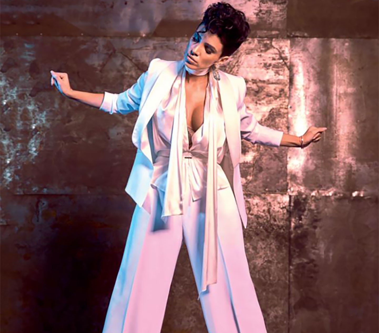 ADELINA PESTRITU - Viva Magazine editorial