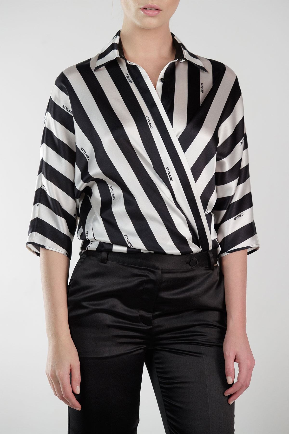 BOLD BLACK AND WHITE STRIPES SILK SHIRT WITH LOGO - STYLAND